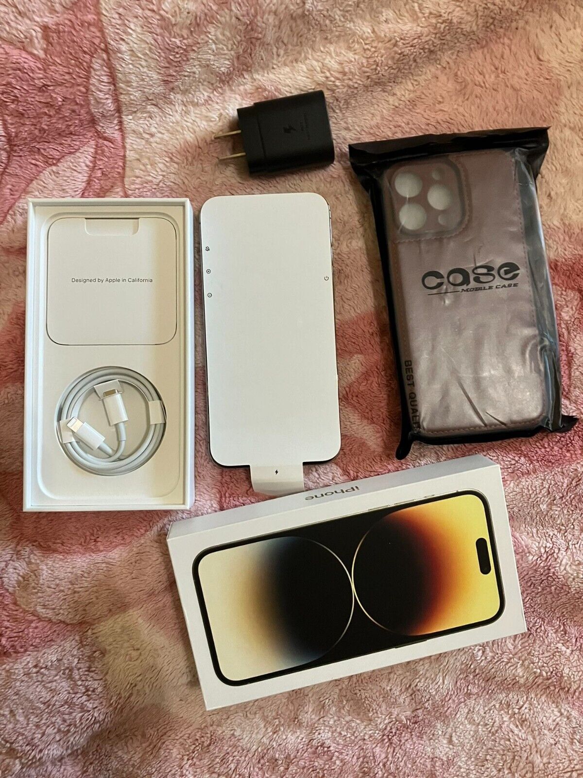 Apple iPhone 14 Pro Max - 128 GB - Gold (Xfinity) Brand New Apple iPhone 14 Pro Max - 128 GB - Gold (Xfinity) Brand New