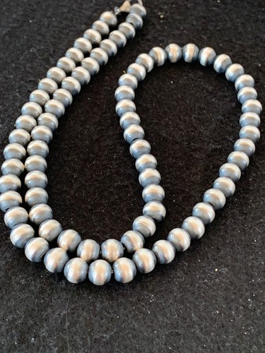 Pre-owned Handmade Native American 8mm Sterling Silver Navajo Pearls 23" Single Strand Necklace