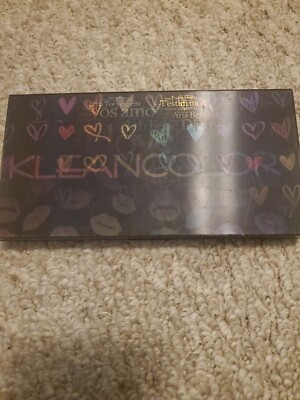 Twinkly Love by Kleancolor Eyeshadow Palette new