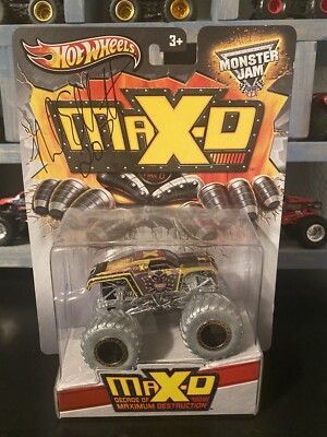 Monster Jam Mail-In Exclusive 1:64 Max D Signed Neil Elliott