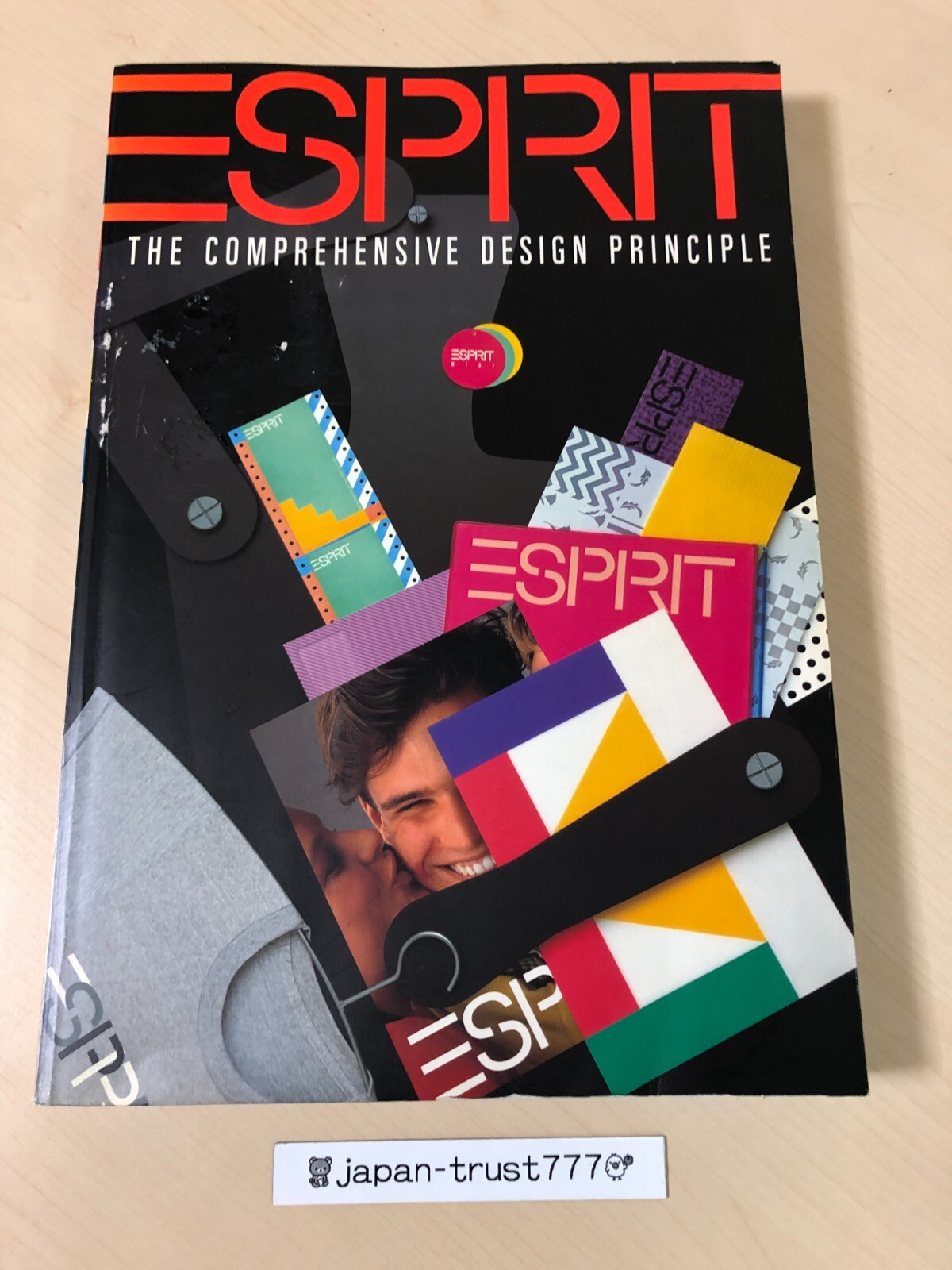 アート・デザイン・音楽 ESPRIT: THE COMPREHENSIVE DESIGN PRINCIP Esprit The Comprehensive Design Principle Art Book Douglas