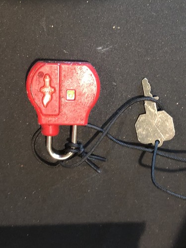Master/Extraspace/Bronze/TSA/Bike/Antique/Small-large locks.
