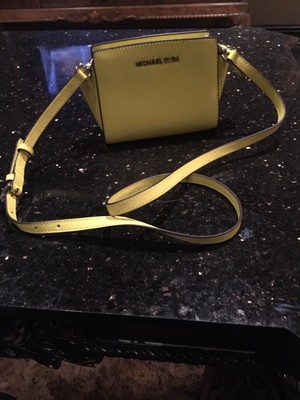 michael kors selma mini crossbody in canary