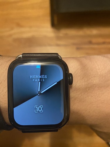 New Apple Watch Series 8 Hermes 45mm Black Noir Single Tour New Apple Watch Series 8 Hermes 45mm Black Noir Single Tour