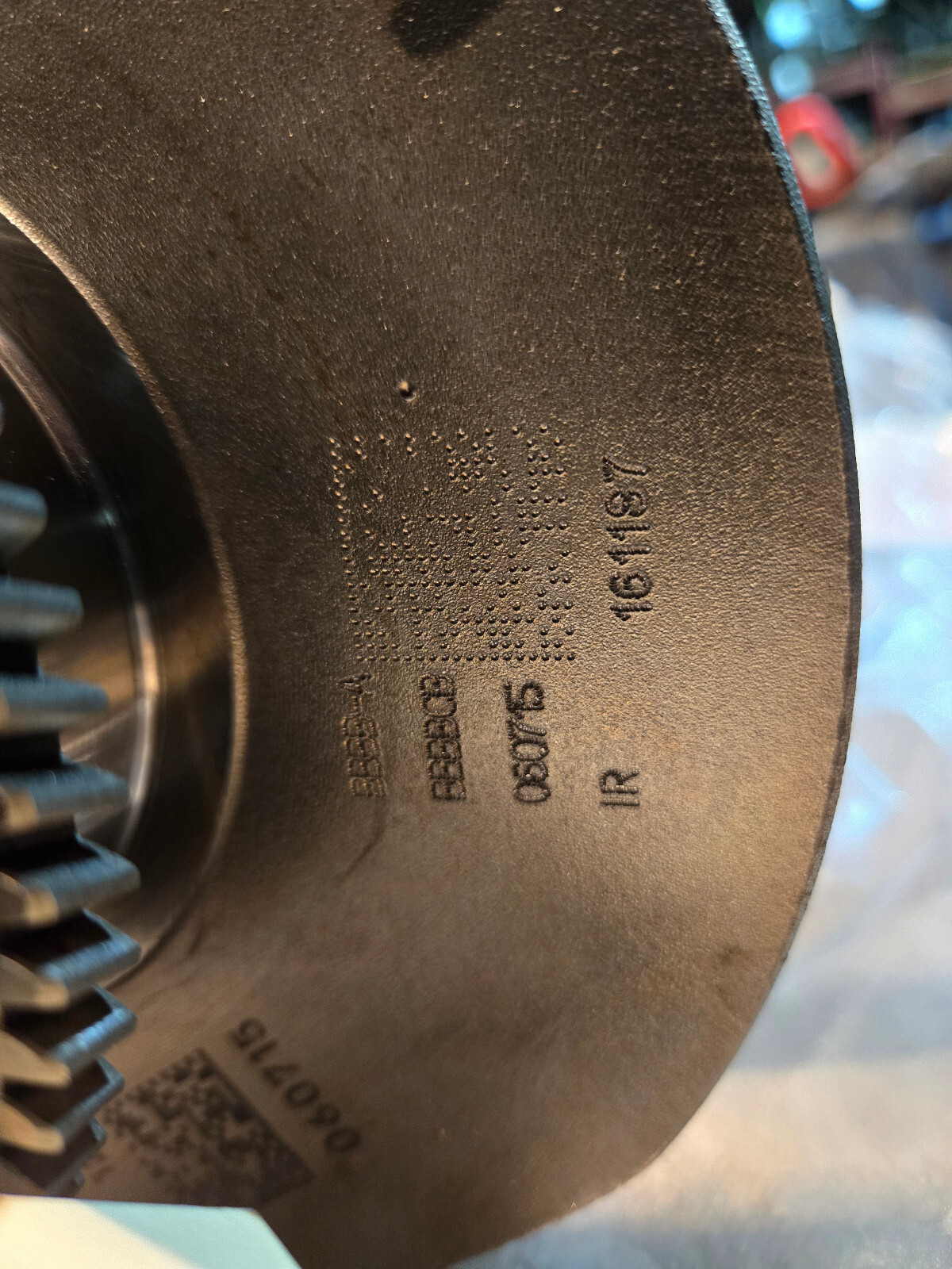 3.0L ECODIESEL CRANKSHAFT 68147110AA, 68147110AB - Picture 3 of 11