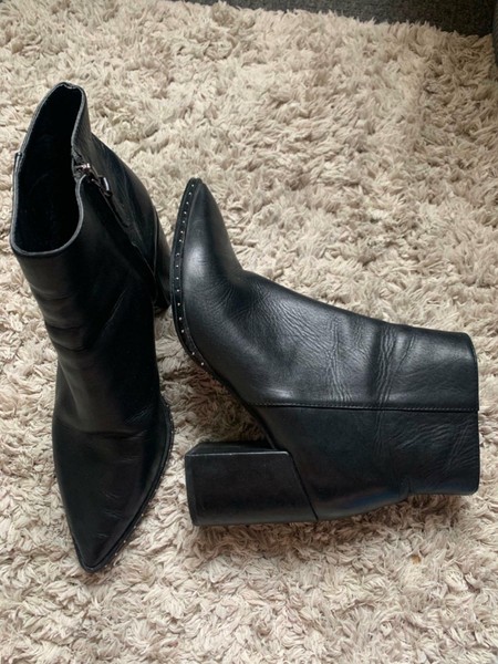 bailey black albany ankle boots