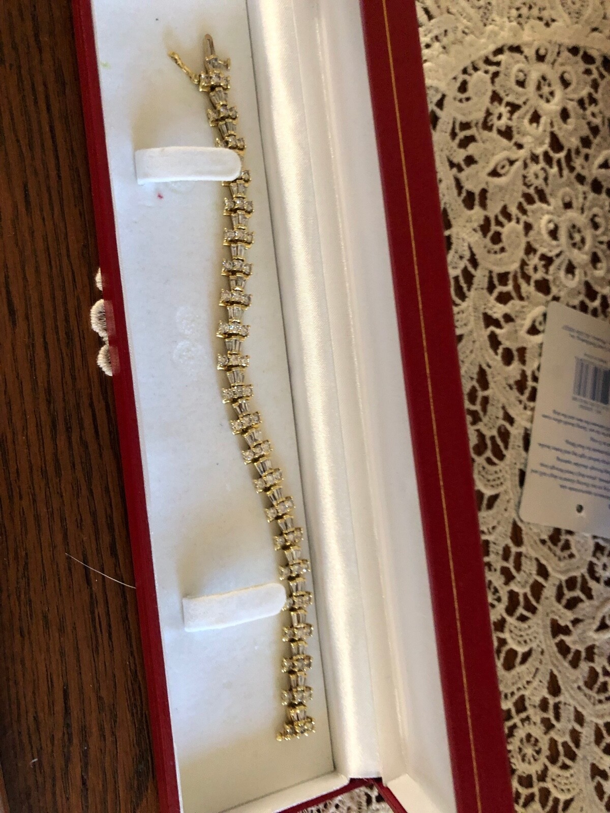 14 carat diamond bracelet set in 18K gold