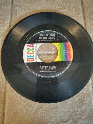 Patsy Cline: Love Letters In The Sand / That's How A Heartache Begins, 45rpm