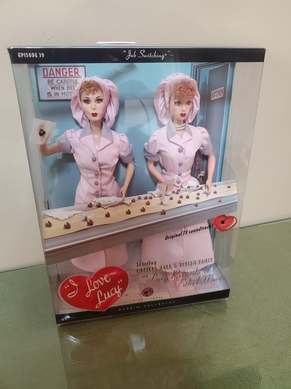 I LOVE LUCY Barbie Collector Set Episode 39 Lucy And