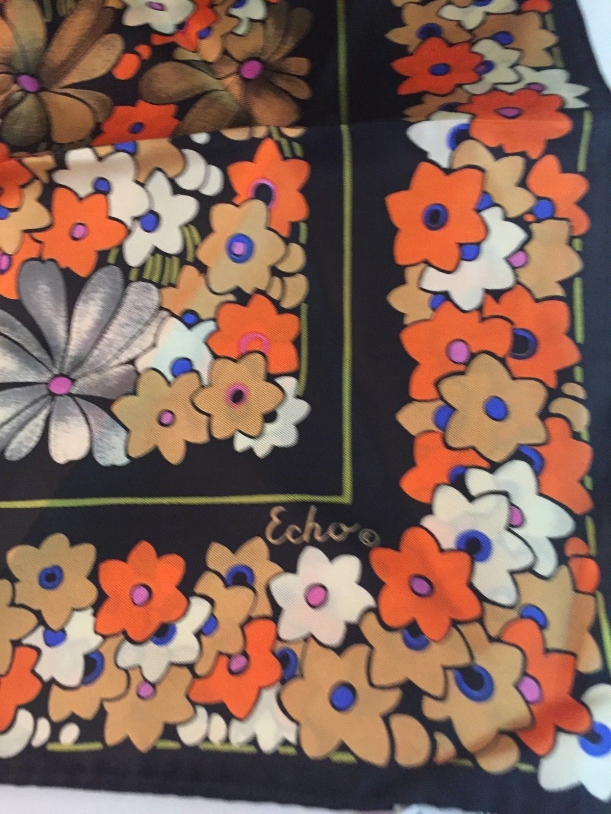 Vintage Echo Floral 25