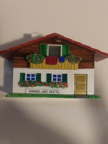 Vintage Ges.Gesch Hansel and Gretel  Plastic Mini House Picture Viewer Germany