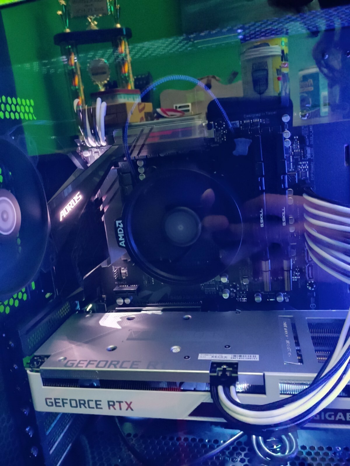 Custom gaming PC with white RTX 3060 Brand new comes with GPU boxのeBay公認海外通販｜セカイモン