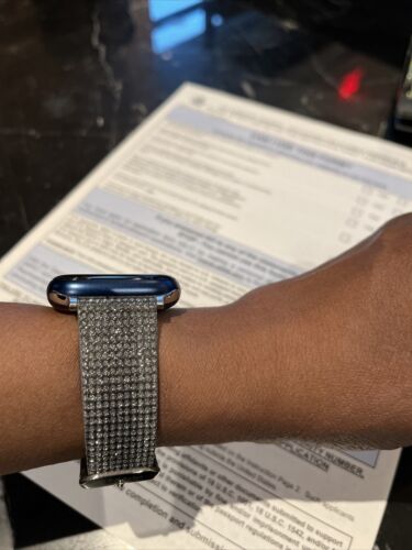 Apple Watch Series 6 44mm Blue Aluminum with Black Nylon Apple Watch Series 6 44mm Blue Aluminum with Black Nylon