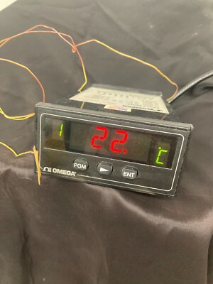 OMEGA Engineering DP472-T-C2 Digital Temperature Measurement Display  110V
