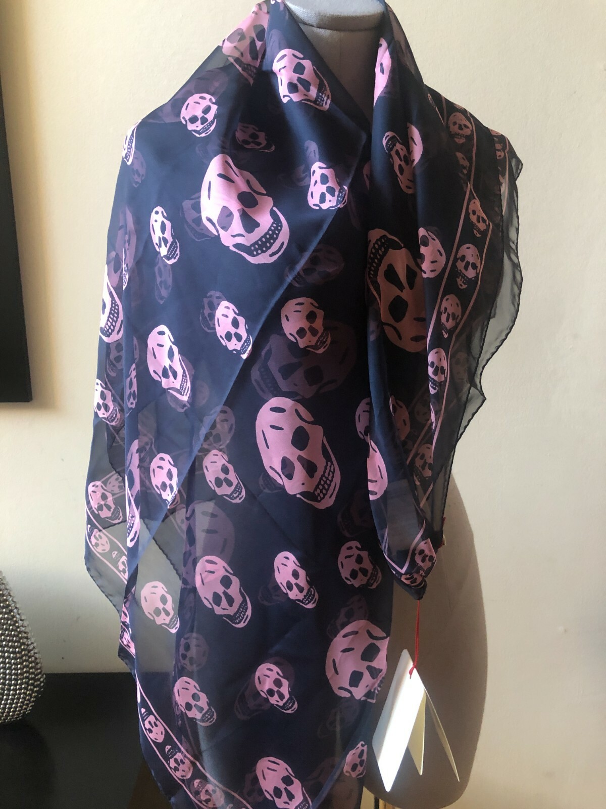 NEW ALEXANDER McQUEEN CLASSIC SKULL PRINT SILK CHIFFON NAVY