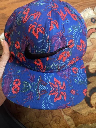 nike floral snapback