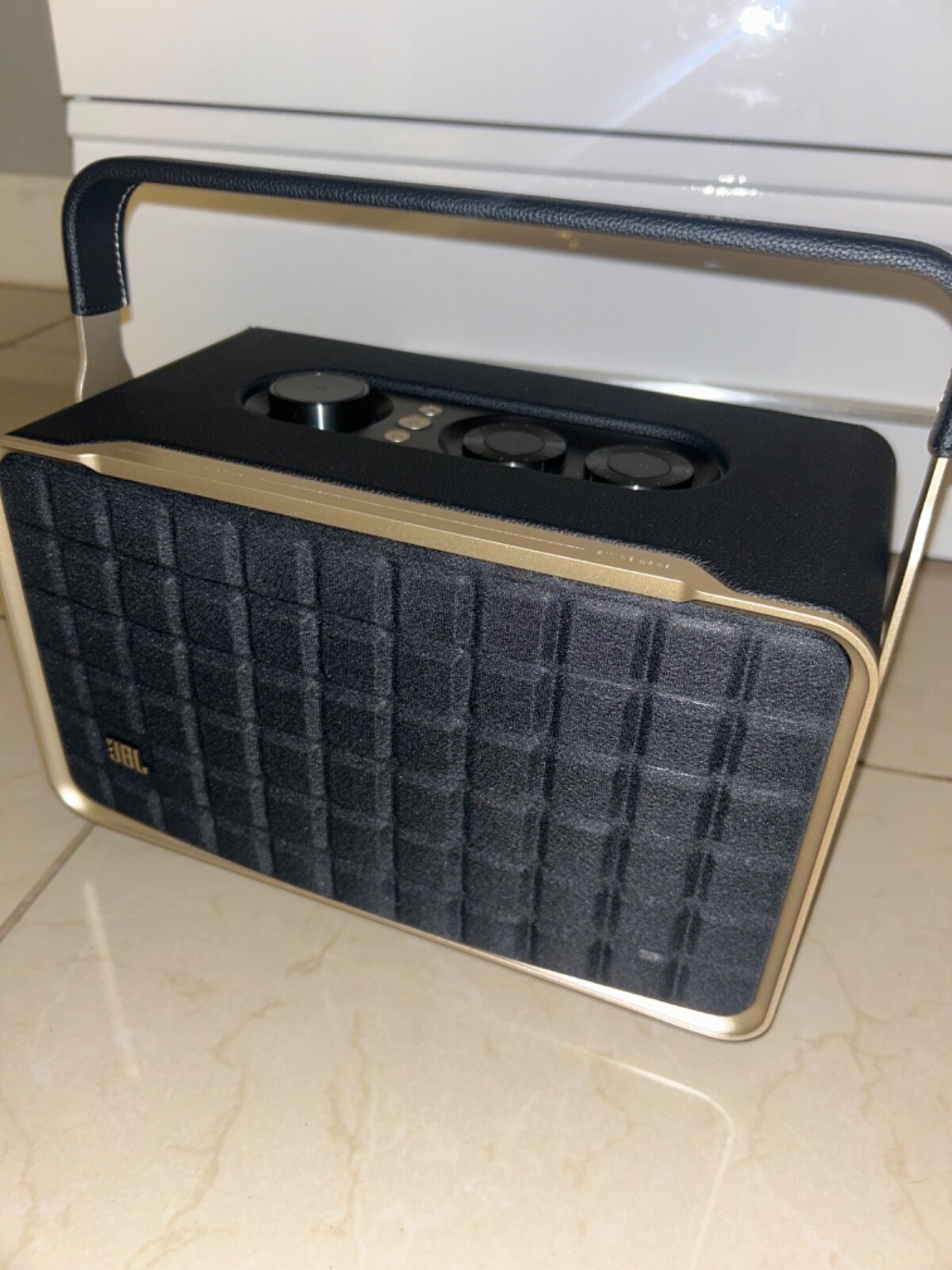 jbl authentics 300 付属品付き JBL Authentics 300 | オーセンティックデザインのポータブル