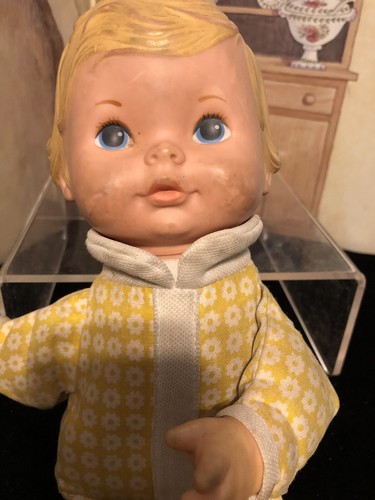 Vintage FISHER PRICE TOYS 1975 HONEY LAPSITTER 12