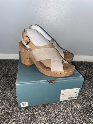 BNWT. TOMS HONEY LEATHER  IBIZA HEELED SANDALS. SIZE 10.