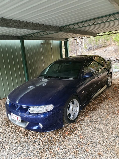 1999 vt HSV R8 Club Sport can message me on ******5808 ...