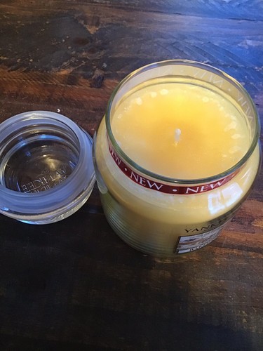 Yankee Candle Bakery Air. New 14.5oz Jar