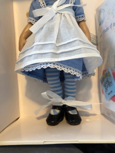 Kish & Company Alice In Wonderland Riley as “Alice”  Articulated LE NRFB MINT