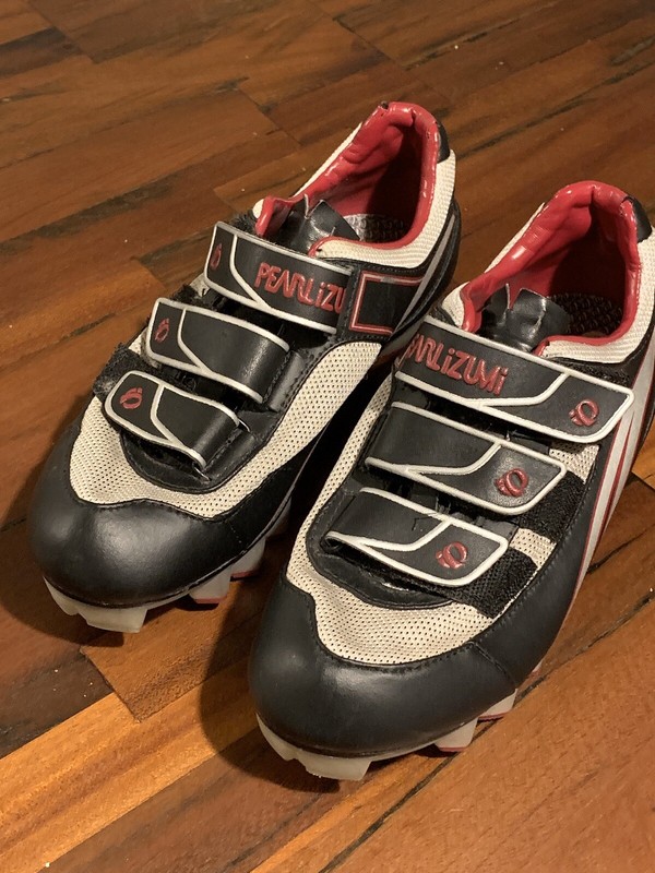 pearl izumi women's mountain bike shoes