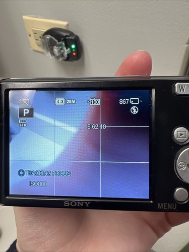 Sony DSC-W830 Cyber-Shot 20.1MP 8x zoom Digital Camera