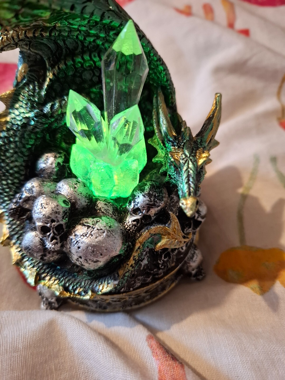Nemesis Now Crystal Crypt - Grüne Drachen Schmuckschatulle Aus Harz, 14 Cm, Handbemalt