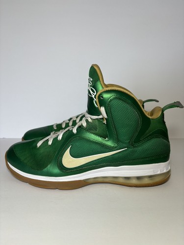 svsm lebron shoes