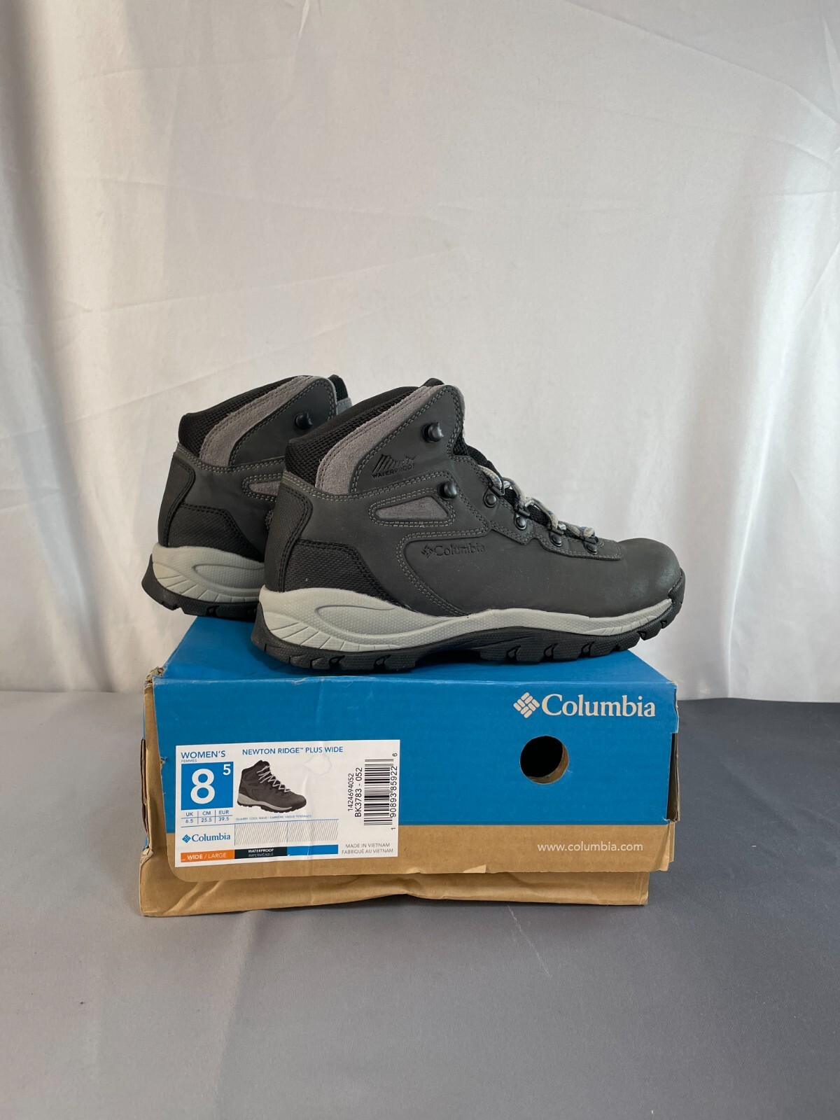 Columbia Newton Ridge Plus BK3783 052 Womens Gray Waterproof Hiking Boots Sz 8.5 eBay