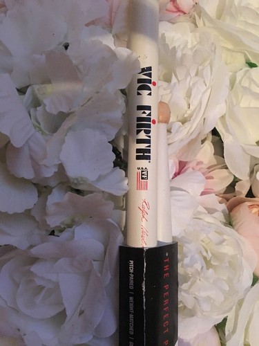 Vic Firth Corpsmaster Ralph Hardimon Drum Sticks Wood