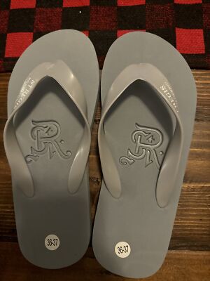 New St. Regis Maldives Flip Flops Sandals New Size 36-37 Woman s US 6 Men s 4.5