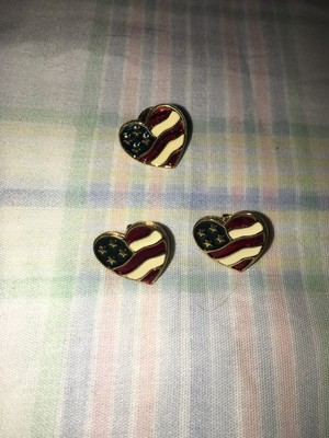 Vintage Brooch Pin & Earrings Set signed Avon, Heart shaped US Flag Goldtone