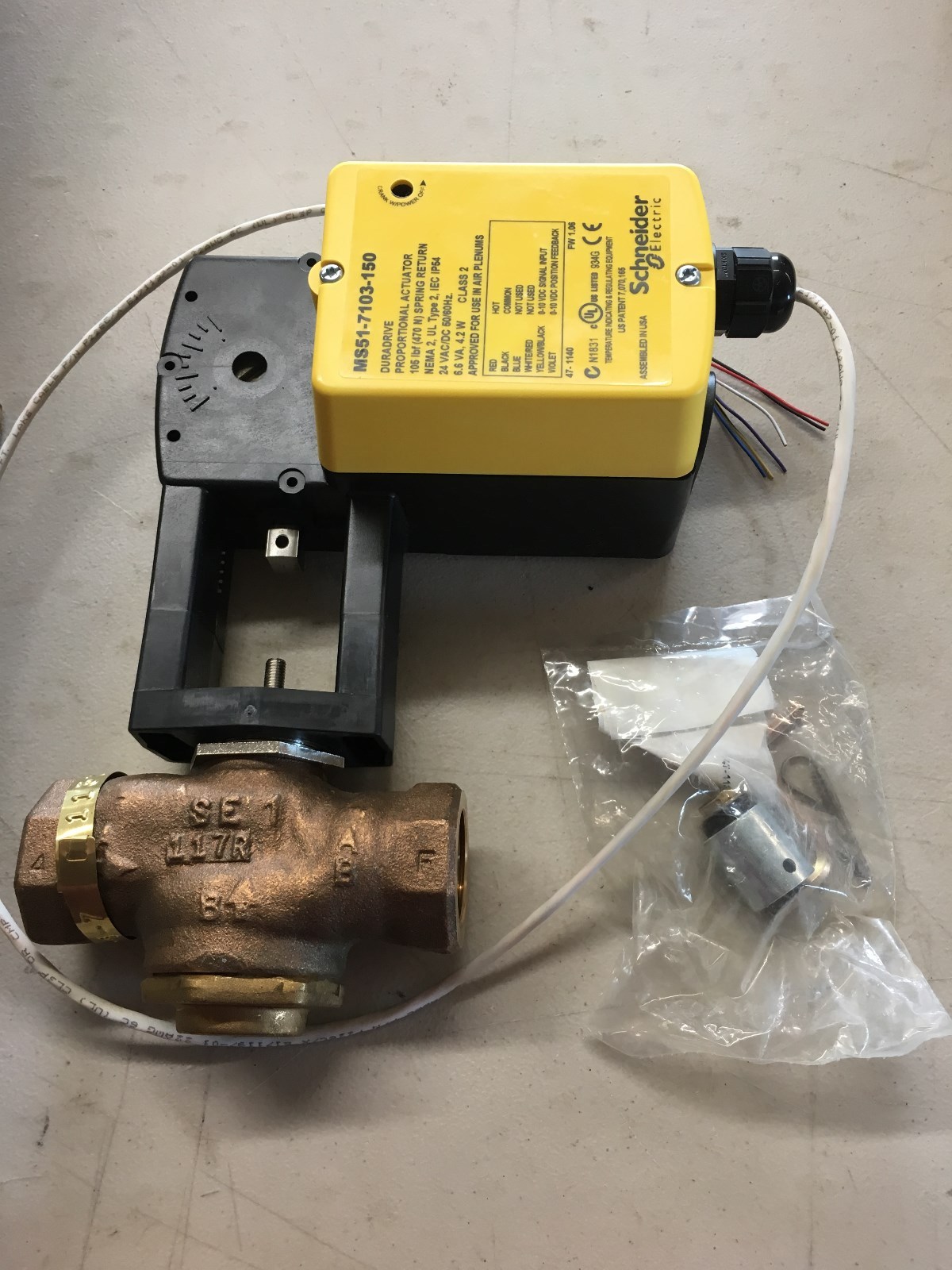 NEW, SCHNEIDER MS51-7103-150, PROPORTIONAL ACTUATOR, With VB 7263-000-4-7 Valve