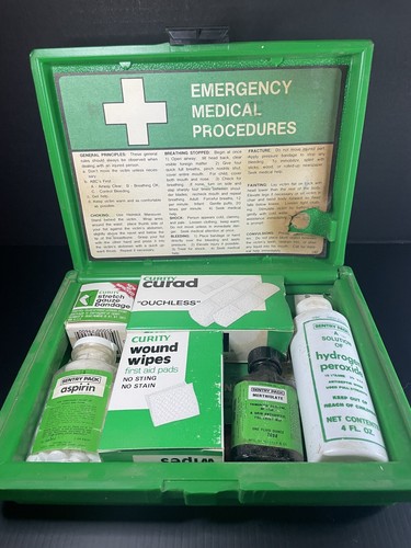 Vintage Senrty Pack First Aid Kit Complete. Exp. 1984