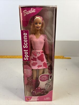 Barbie 2001 Spot Scene Walmart Special Edition w/ Dog & Key Chain Mattel B2717