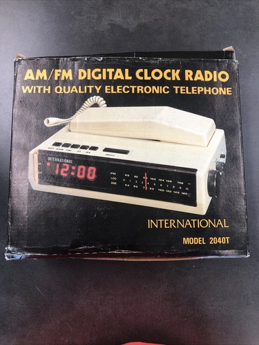 ANTIQUE RADIO CLASSIC レトロ 電話型ラジオ時計 AM/FM 楽天市場】【レビュー特典あり】 マルチレトロラジオ RELAX