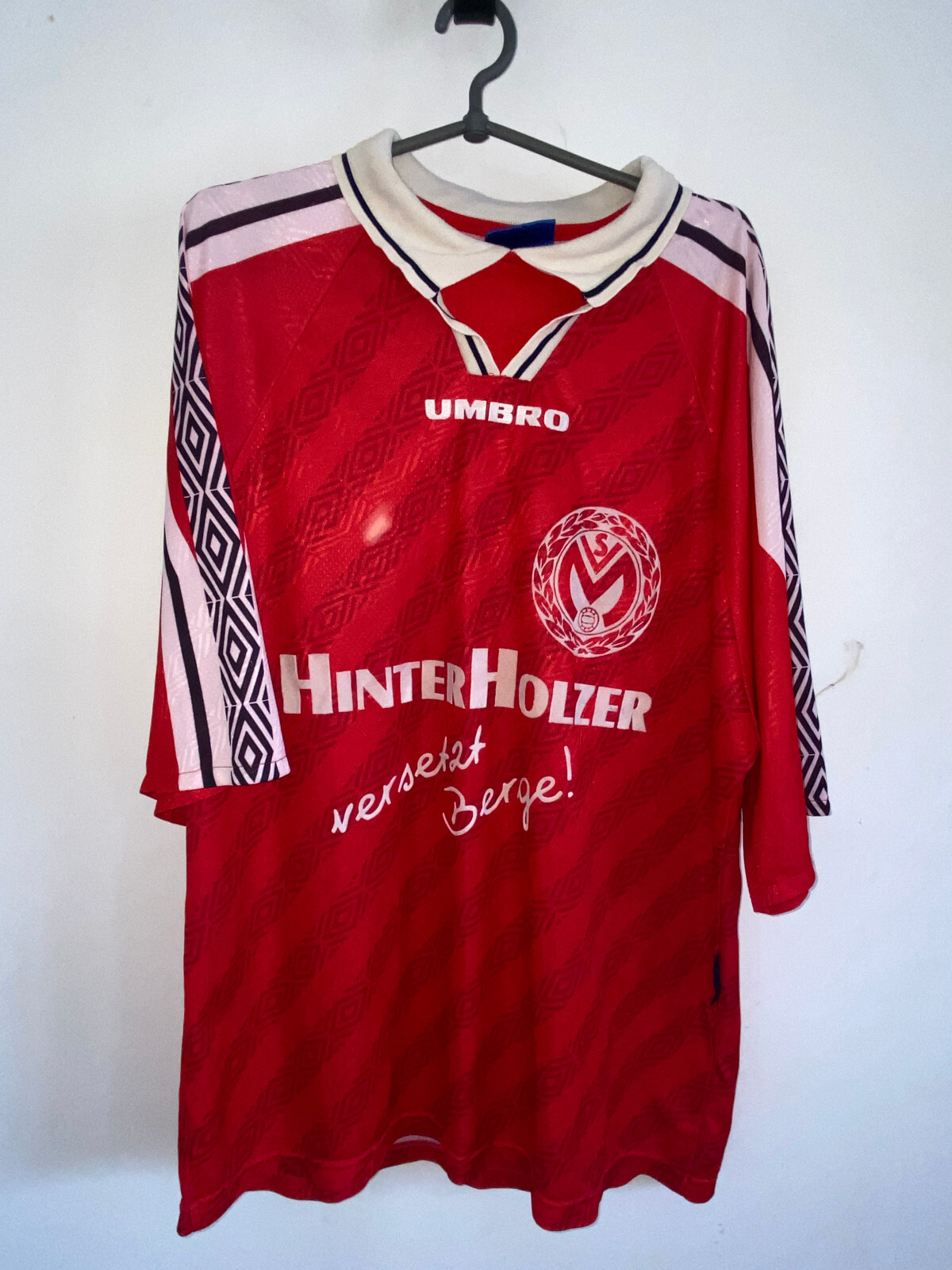 RARE UMBRO FOOTBALL SHIRT MENS JERSEY XL VINTAGE #9 | eBay
