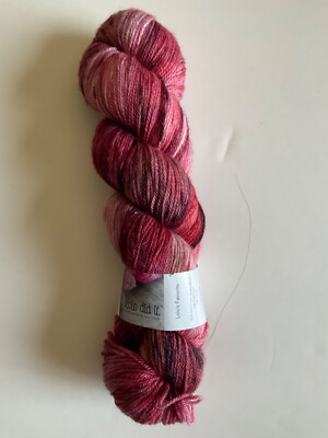 Lolodidit  Lolo's Favorite Red red wine Fingering weight yarn merino cashmere