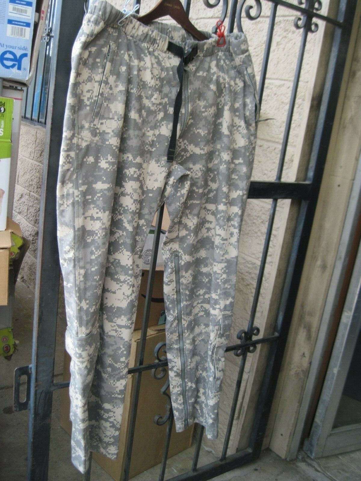 ELEMENTS LITE PANT FREE LWOL SIZE: LARGE NSN:8415-01-577