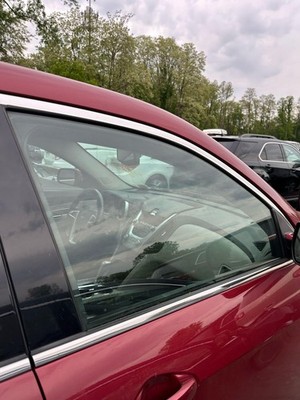 10 11 12 13 14 15 16 17 CHEVY EQUINOX Front Door Glass Passenger Side Right