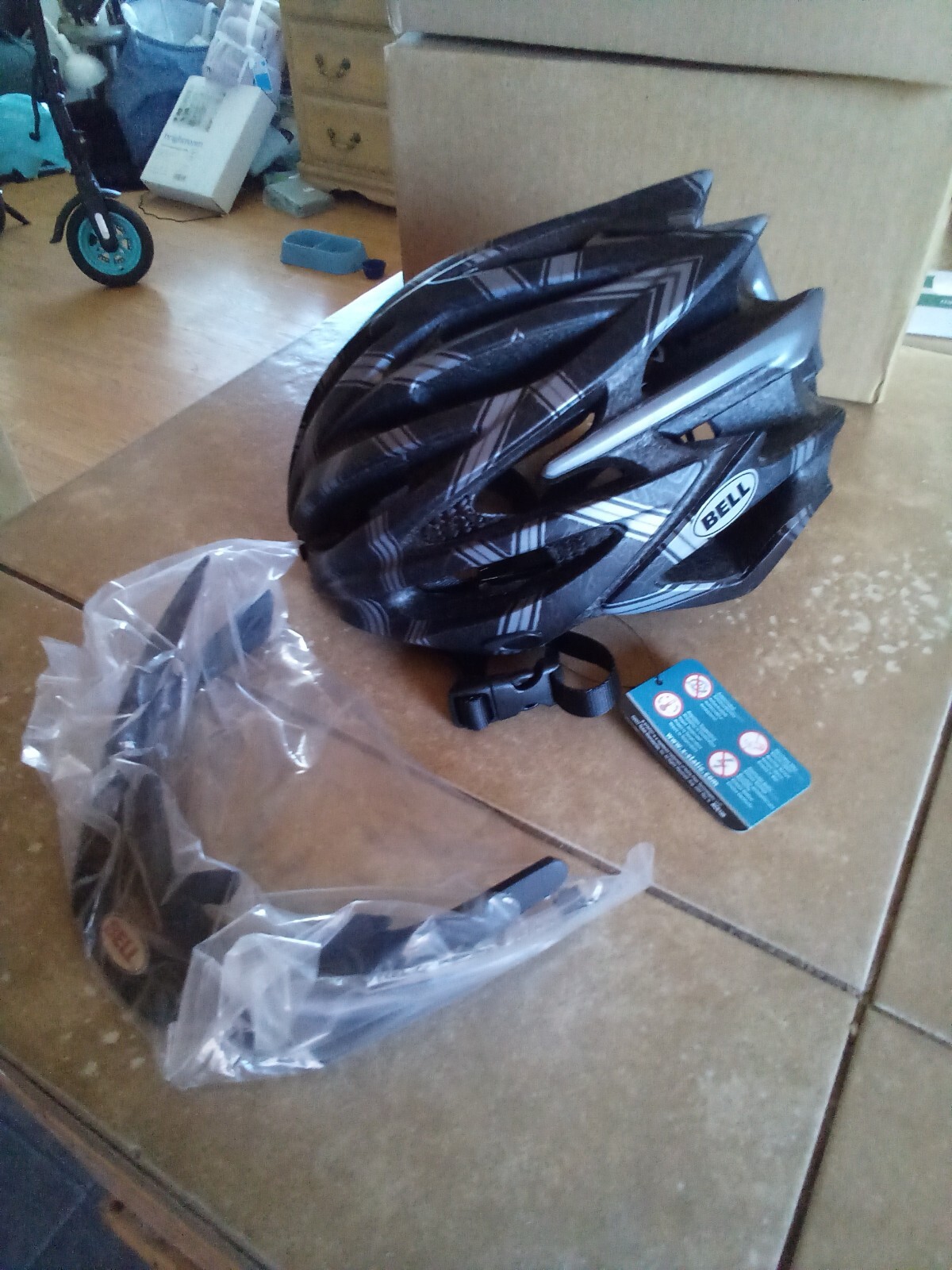 Bell Volt Race Road Cycling Bicycle Helmet Matte Black Titanium Rocker small