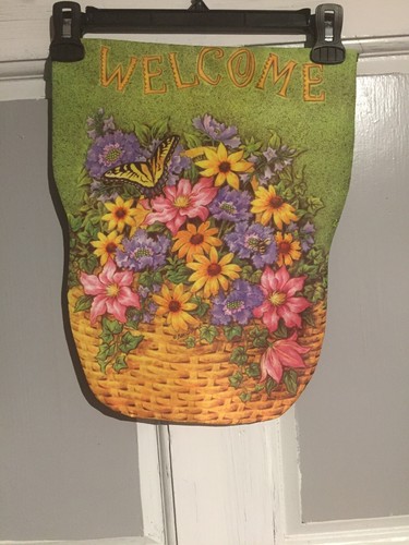 Mini Garden Flag Spring Welcome  BEAUTIFUL BLOOM 12 x18 Inch FREE FAST SHIPPING