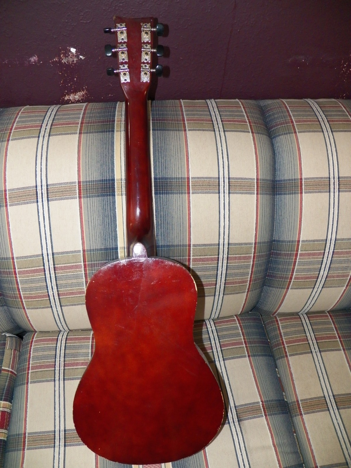 First Act DiscoveryFG125 Thin Profile 30