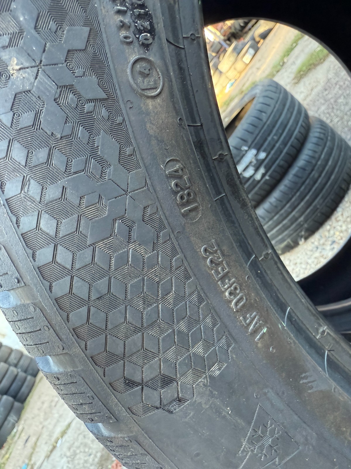 New 255 50 19 Continental, Winter, M+S, 103T, x1 Tyre (F1_tyres) YD287