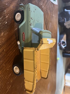 Vintage Tonka Classic Yellow-Green Dump Truck (Mounds Minn)