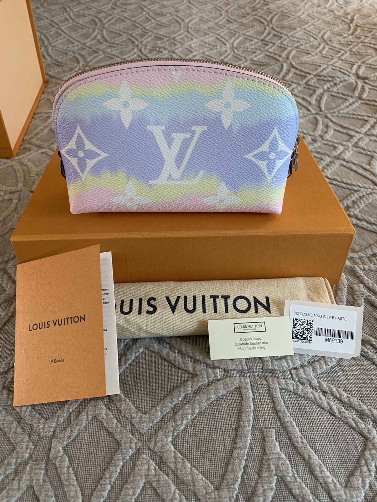 louis vuitton pastel pochette