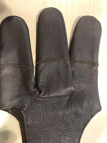 Damascus Deerskin Brown Leather Three Finger Archery Shooting Glove-Size Mens M