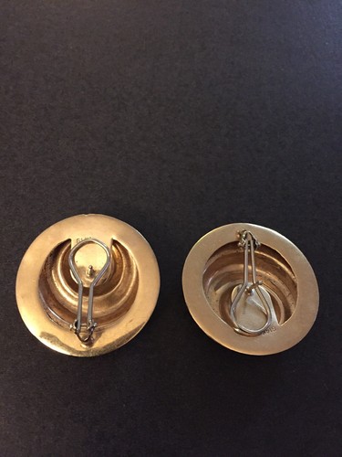 Vintage 14K Yellow Gold Big Round Shell Omega Back Earrings 16g